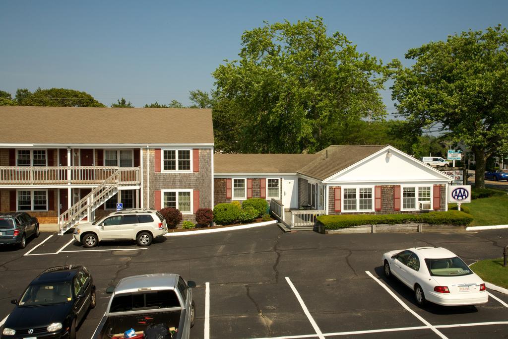 Holiday Hill Inn & Suites Dennisport Exterior foto