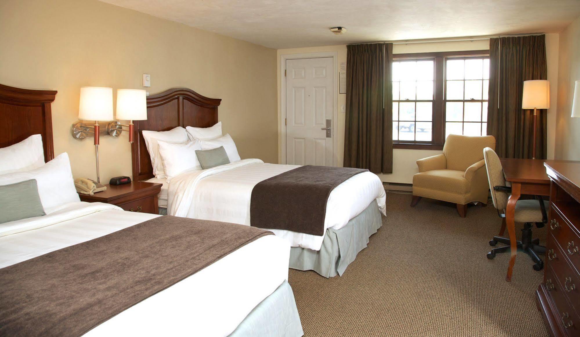 Holiday Hill Inn & Suites Dennisport Exterior foto